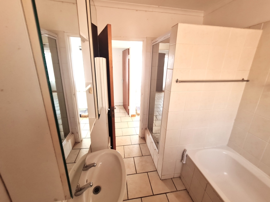 2 Bedroom Property for Sale in Jeffreys Bay Central Eastern Cape